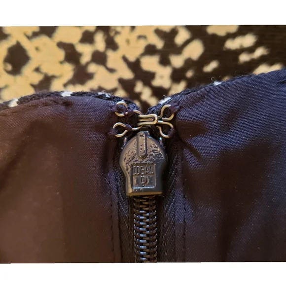 BANANA REPUBLIC FACTORY Women's Black/White Plaid Size 2 Short Sleeve Dr… - Picture 9 of 12